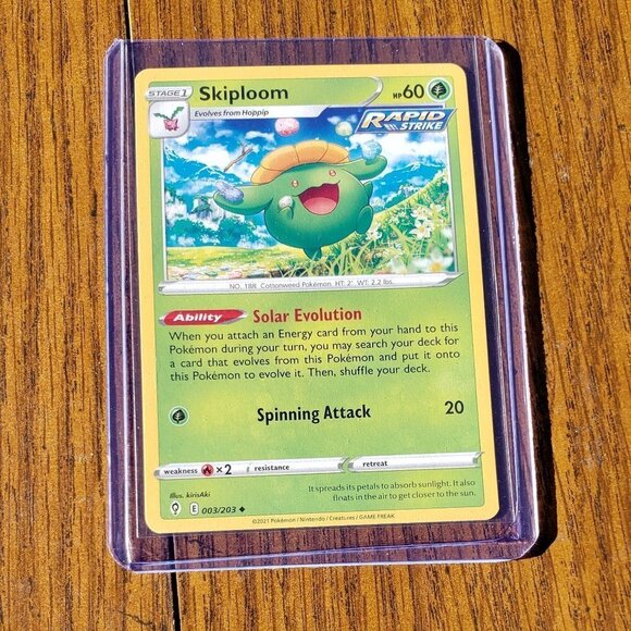Skiploom 003/203 Evolving Skies Pokemon NM/M - Picture 1 of 2